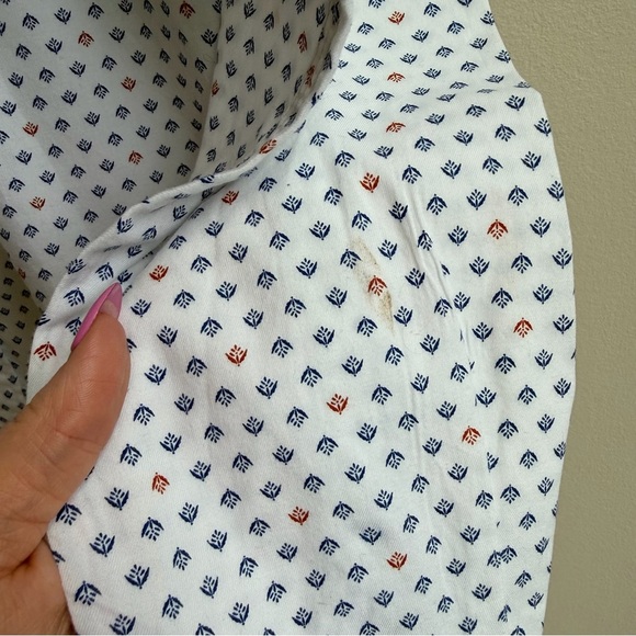 Men's White and Blue Patterned Button Down Shirt - Picture 9 of 13
